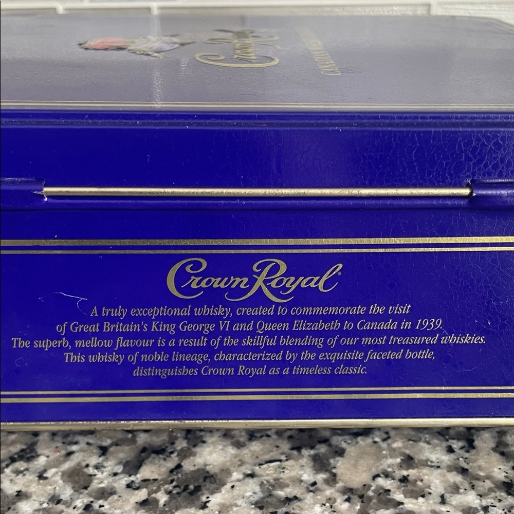 Vintage Crown Royal Blue Tin Box - 90s - Picture 9 of 16